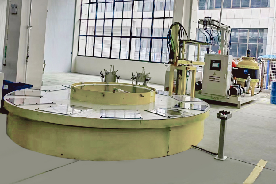 Dây chuyền sản xuất máy phun bọt bàn xoay Dây chuyền sản xuất máy phun bọt bàn xoay